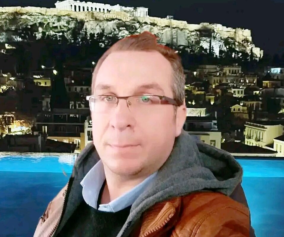 Ο Ψηφιακός Κόσμος και η Ανθρώπινη Σύνδεση: Μια Νέα Προοπτική