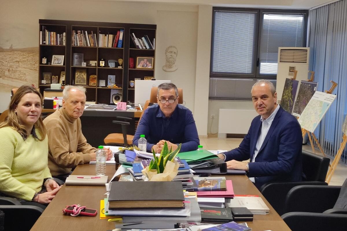 Χρηματοδότηση για την κατεδάφιση επικίνδυνων κτιρίων στα σεισμόπληκτα χωριά της Ελασσόνας