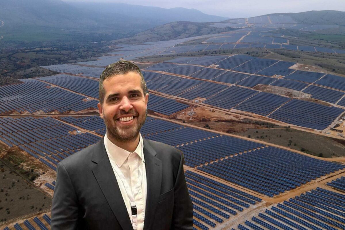 Με τις ...γαλότσες ενέκριναν τα φωτοβολταϊκά στα Χάσια εν μέσω του Daniel