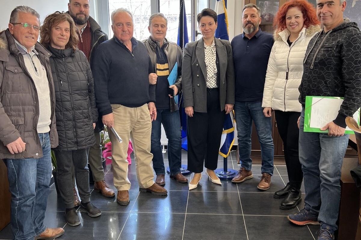 Συνάντηση της Μαρίας Γαλλιού με τη νέα Διοίκηση του Συλλόγου Εργαζομένων Περιφέρειας Θεσσαλίας