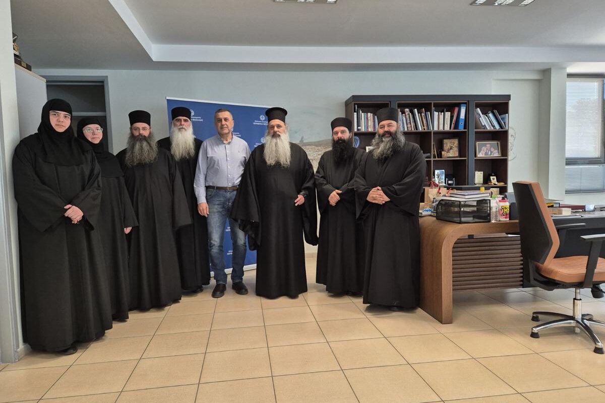 Συνάντηση του Σεβ. Μητροπολίτου Σταγών και Μετεώρων με τον Περιφερειάρχη Θεσσαλίας και τον Δήμαρχο Μετεώρων