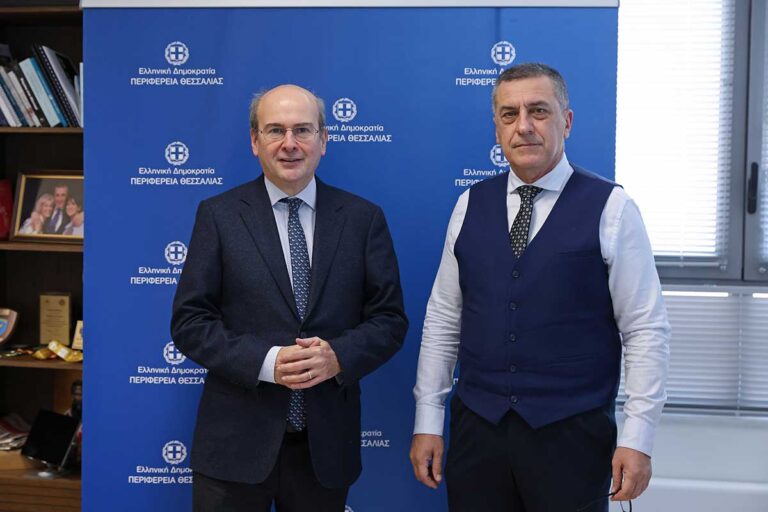 Συνάντηση Κουρέτα – Χατζηδάκη: Αναλυτική ενημέρωση για έργα, αγροτική ανάπτυξη και αποζημιώσεις στη Θεσσαλία