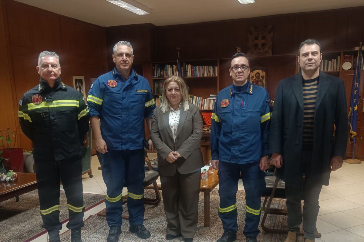 Συνάντηση Αντιπεριφερειάρχη Π.Ε. Τρικάλων Χρύσας Ντιντή με τον νέο Περιφερειακό Διοικητή Π.Υ. Θεσσαλίας