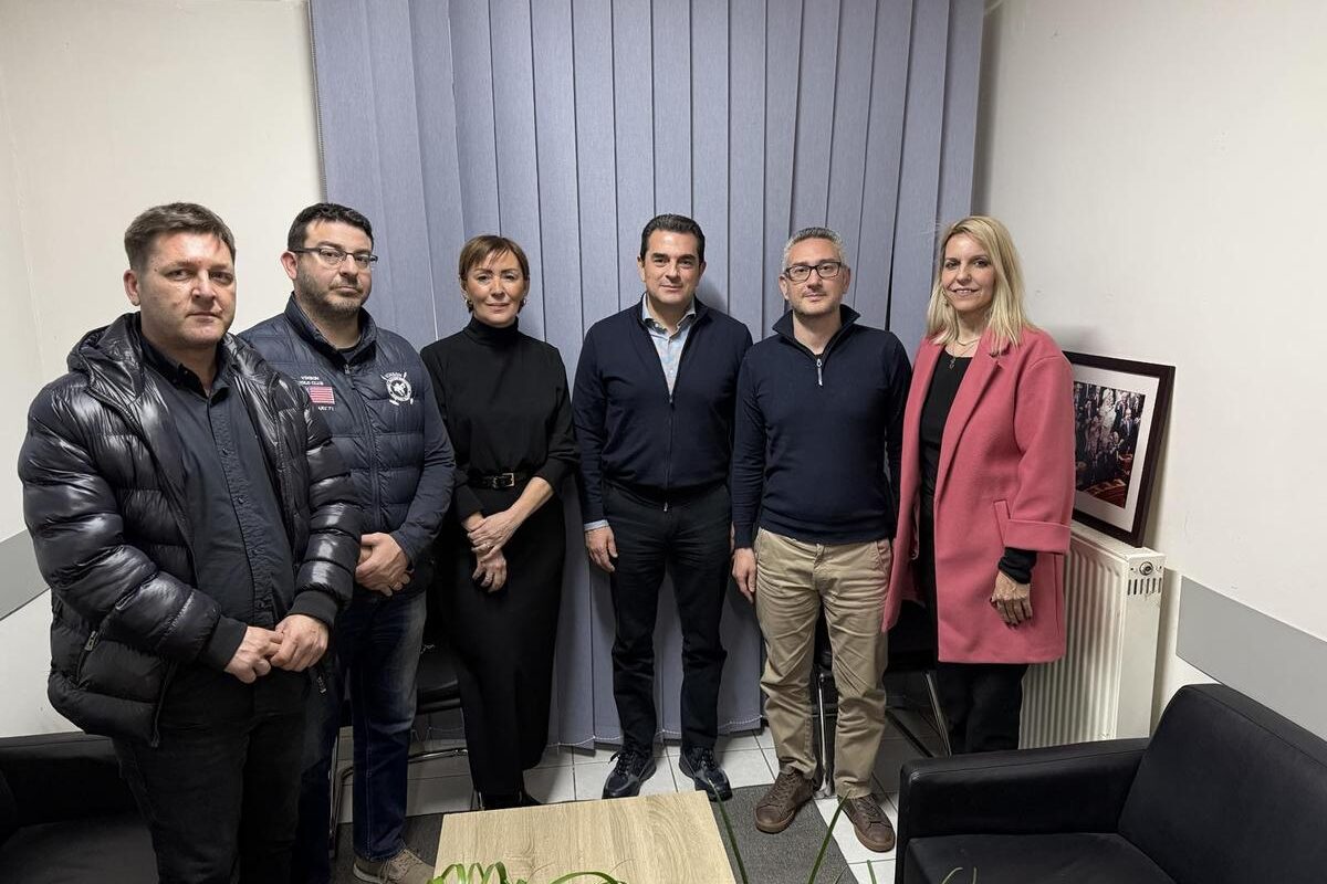 Επίσκεψη του Συλλόγου Εφοριακών στον Βουλευτή Κώστα Σκρέκα