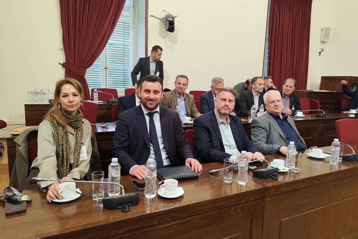 Πρόταση Αβραμόπουλου για εγκατάσταση δωρεάν φωτοβολταϊκού συστήματος στο σπίτι των μόνιμων κατοίκων του ορεινού όγκου