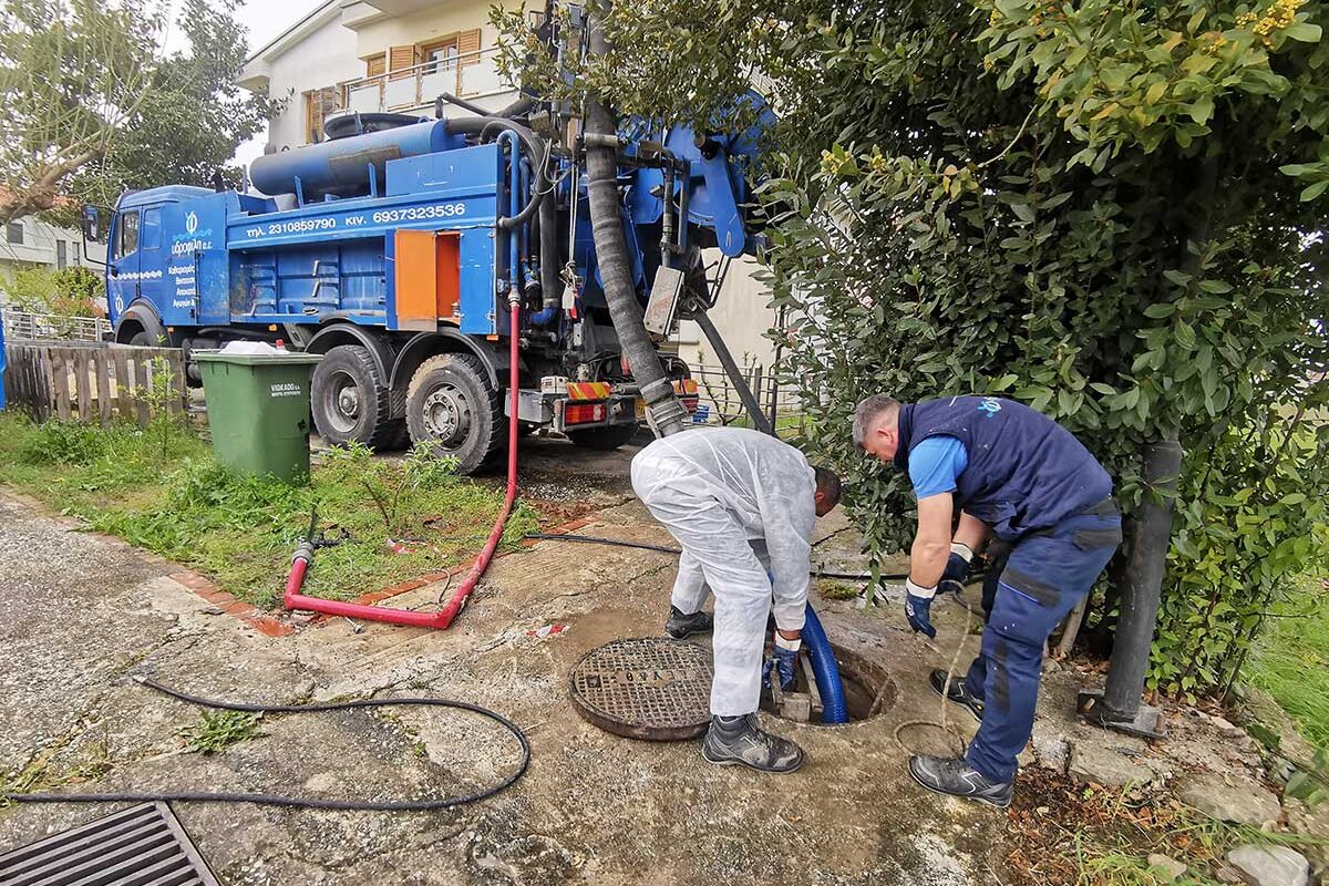 Καθαρισμός αγωγών ομβρίων από τη ΔΕΥΑΤ – Ξεκίνημα στην Τρίκκη