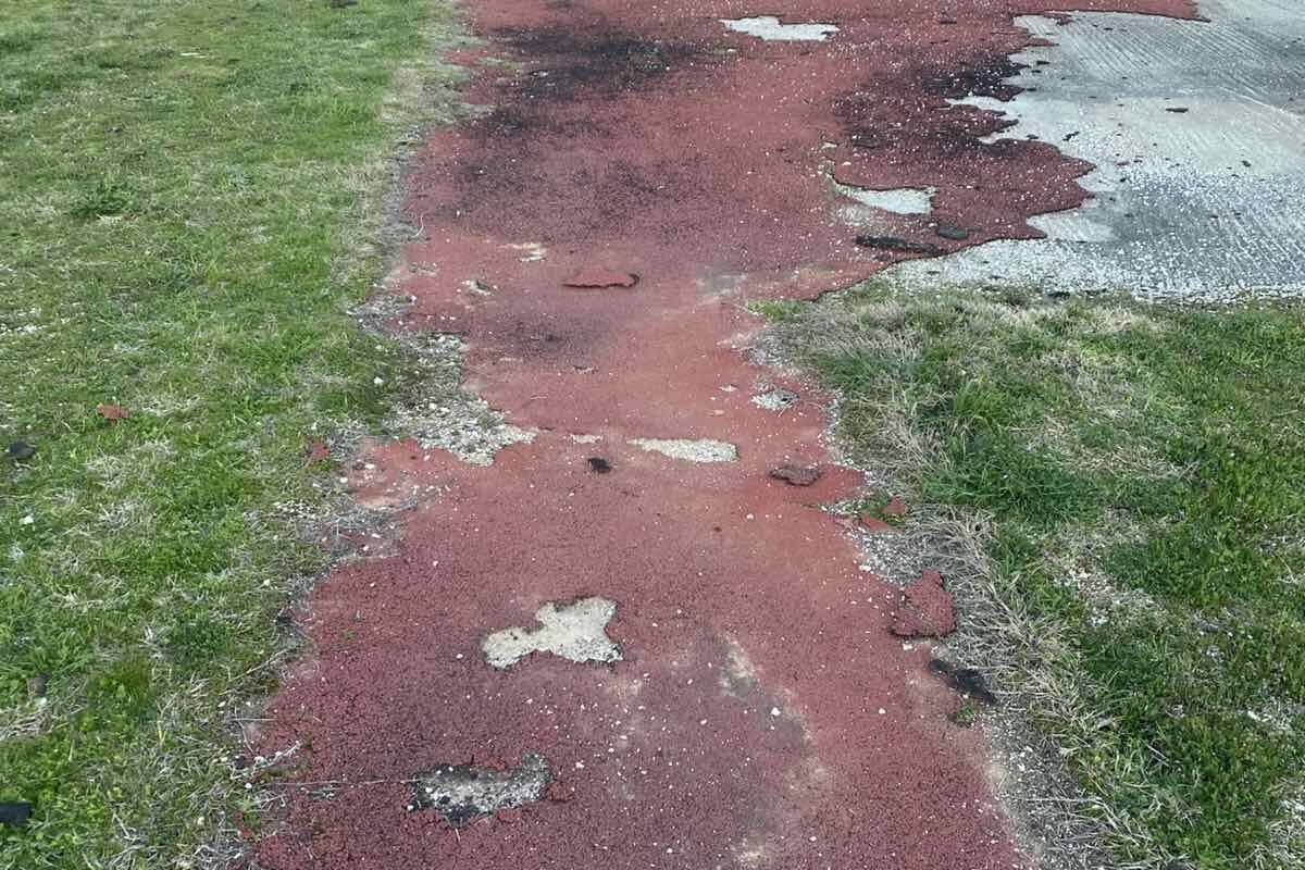Σε άθλια κατάσταση το στάδιο Φαρκαδόνας