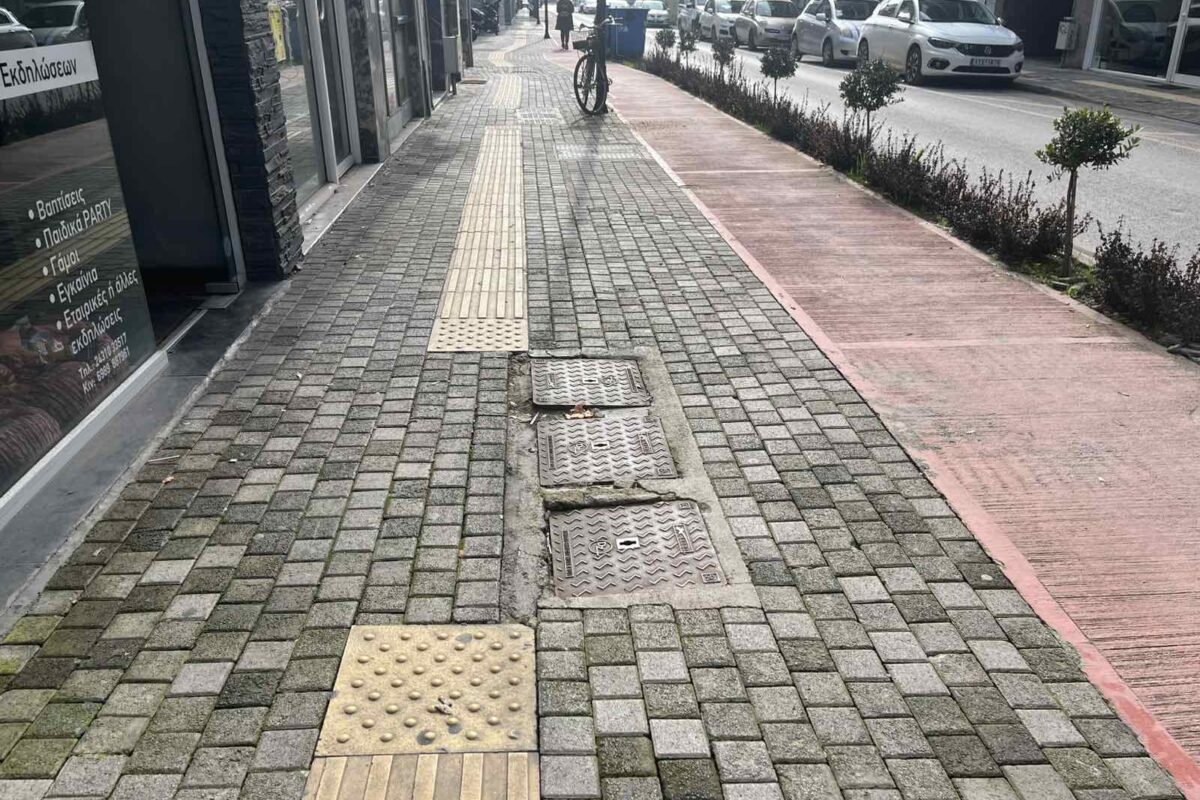 Παγίδες στους ποδηλατόδρομους της Καποδιστρίου – Η αδιαφορία των υπευθύνων θέτει σε κίνδυνο τους πολίτες