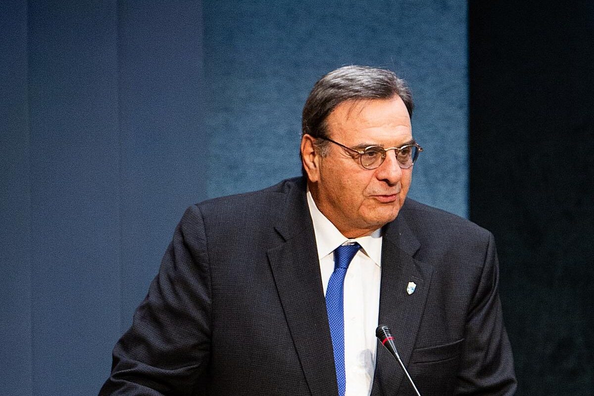 Η Ελληνική Ολυμπιακή Επιτροπή διαθέτει 750.000 € ετησίως για πρόσληψη προπονητών στις Ομοσπονδίες
