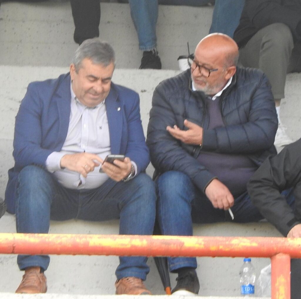 Ποδοσφαιρική κουβέντα δημάρχων Φαρκαδόνας και Πύλης