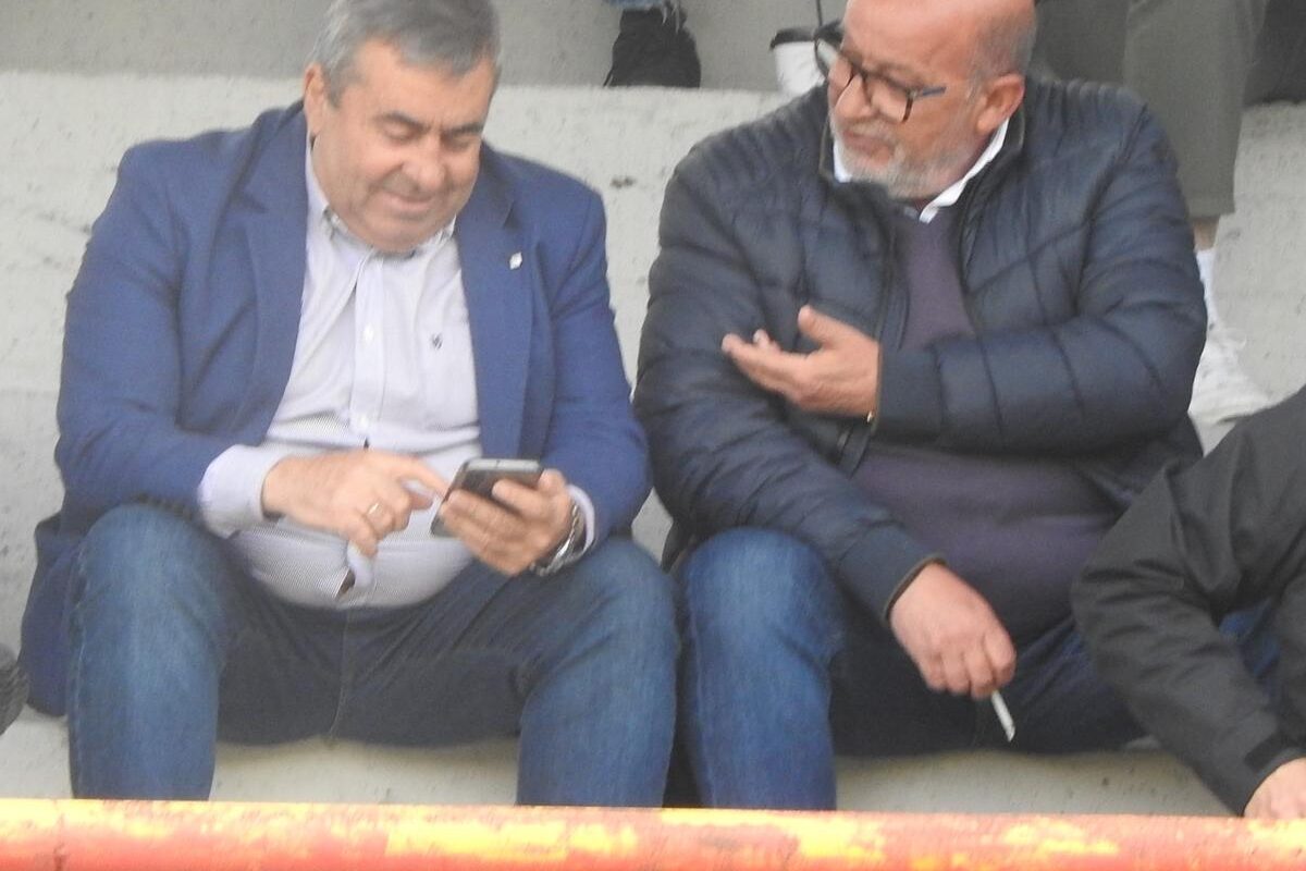 Ποδοσφαιρική κουβέντα δημάρχων Φαρκαδόνας και Πύλης