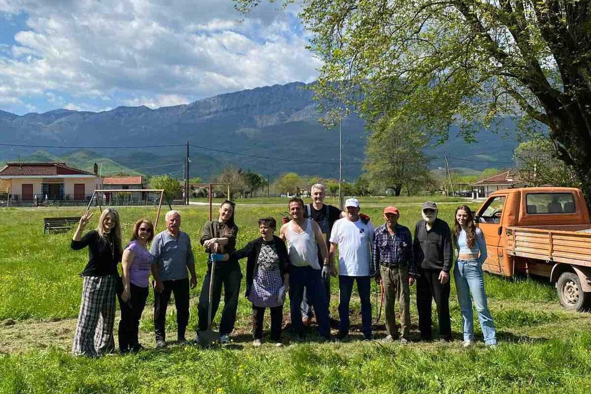 21 νέα δέντρα στο Δενδροχώρι – Το περιβάλλον σώζεται από τους πολίτες
