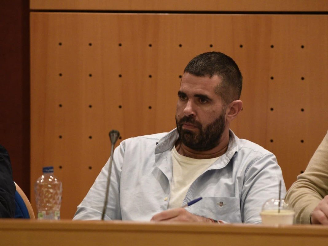 Καταβούτας: «Είπα τη θέση της δημοτικής ομάδας – Δεν είναι σωστό να λέμε όχι για το χειροκρότημα»