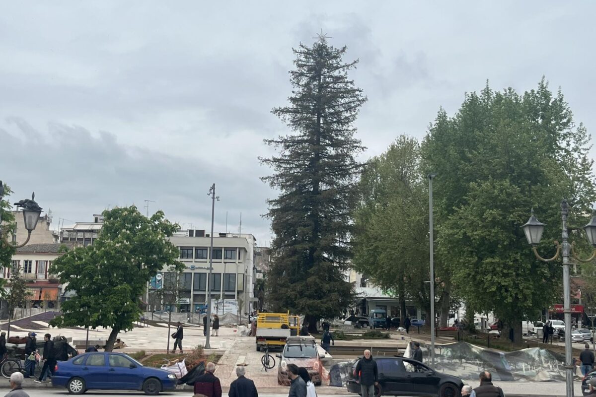 Ο Καταβούτας πίσω από την επίσπευση στην πλατεία Τρικάλων