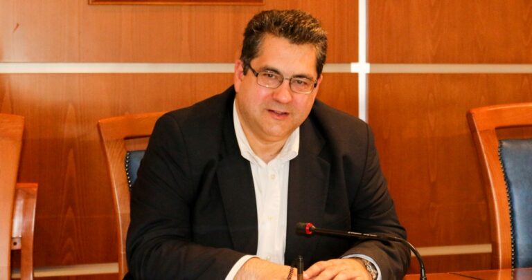 Διευρυμένη συνεδρίαση της ΔΕΕΠ Τρικάλων με τον Χαράλαμπο Κόκκινο