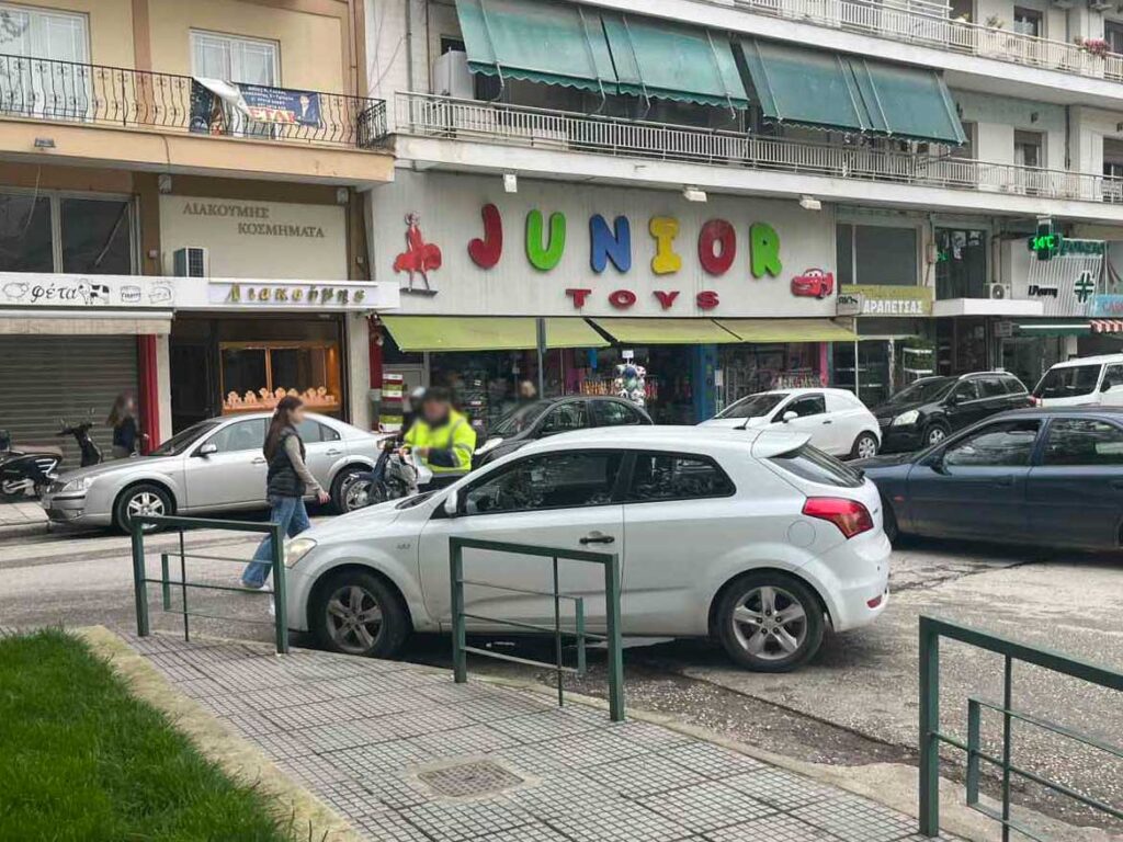 Υποτονική η λαϊκή αγορά Τρικάλων – Παρών μόνο… η Τροχαία