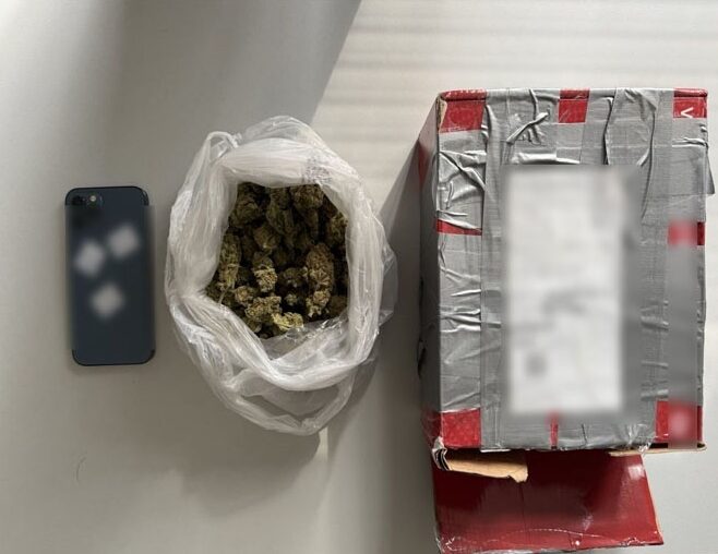 Σύλληψη άνδρα στον Δήμο Κιλελέρ για κατοχή κάνναβης – Εντοπίστηκε δέμα σε ΚΤΕΛ Λάρισας με τη βοήθεια αστυνομικού σκύλου
