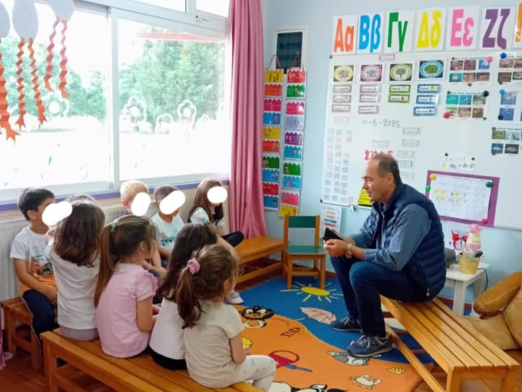 Νηπιαγωγείο Κεφαλοβρύσου: Δράση για τα αδέσποτα ζώα παρουσία του Αντιδημάρχου Τρικκαίων