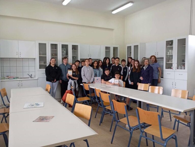 Βιολογία μέσα από παιχνίδι στο 9ο Γυμνάσιο Τρικάλων με εκπαιδευτικά παζλ κυττάρων