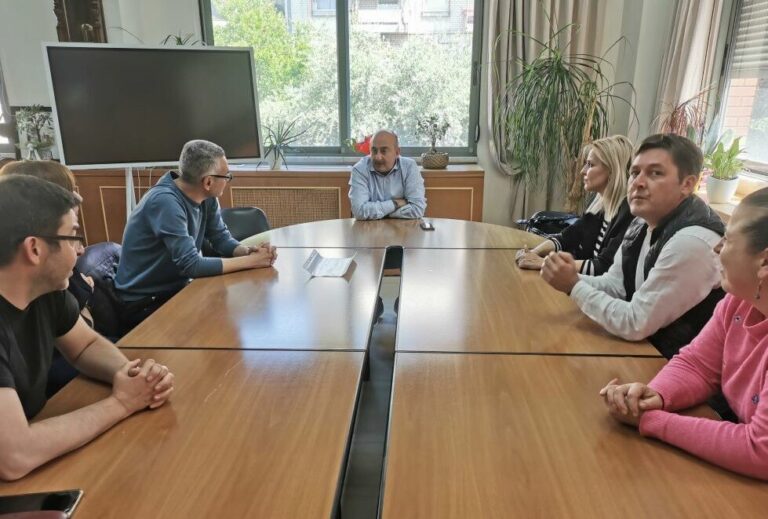Στήριξη Δήμου Τρικκαίων στα αιτήματα των τρικαλινών εφοριακών