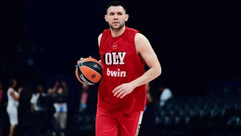 Παπανικολάου: «Θα είναι ξεχωριστό να έρθει η EuroLeague στα 100 χρόνια του Ολυμπιακού»