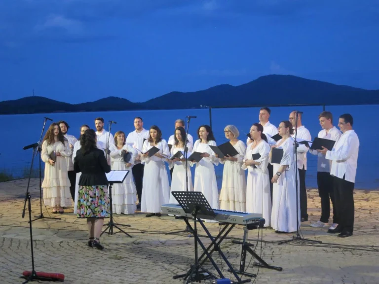 Ολοκληρώνεται το το 43ο Διεθνές Φεστιβάλ Καρδίτσας το ερχόμενο Σάββατο στους Ναϊάδες της Λίμνης Πλαστήρα