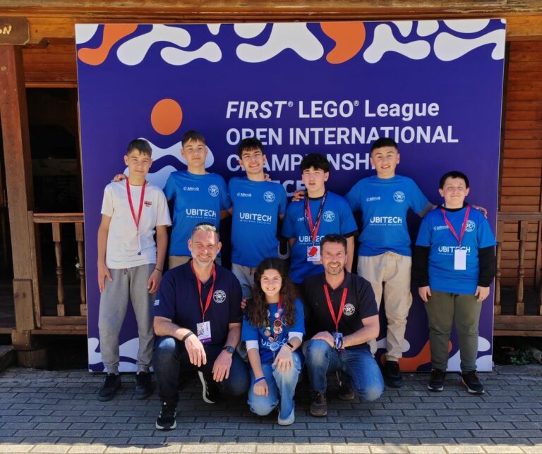 Η ομάδα RobotExperts Academy των Τρικάλων στο Παγκόσμιο Πρωτάθλημα Ρομποτικής στο Σοφικό Κορινθίας, Μάιος 2025