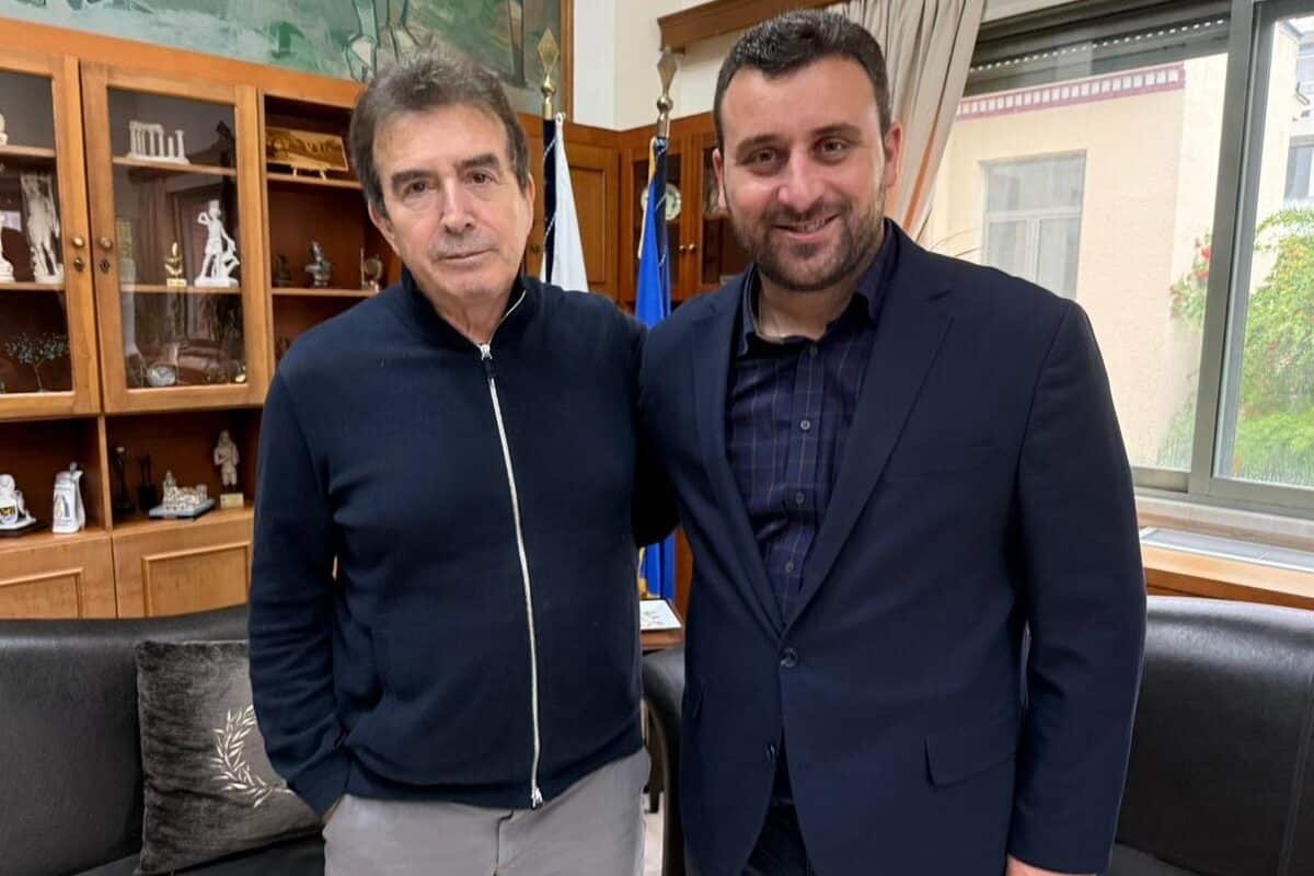 Ασφάλεια, κυκλοφοριακό και νέο Α.Τ. Μετεώρων στη συνάντηση Αβραμόπουλου – Χρυσοχοΐδη