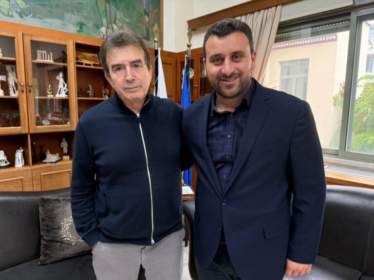 Ασφάλεια, κυκλοφοριακό και νέο Α.Τ. Μετεώρων στη συνάντηση Αβραμόπουλου – Χρυσοχοΐδη