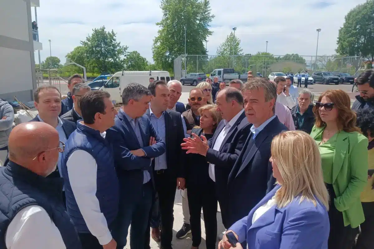 Φαρκαδόνα: «Δεν παίζουμε με τον πόνο των πλημμυροπαθών»