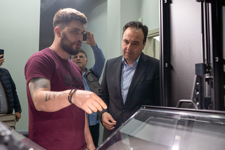 Εγκαινιάστηκε το νέο Κτηματολόγιο Τρικάλων από Παπαστεργίου και Μπουκώρο