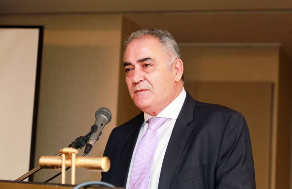 Χατζηθεοδοσίου: Τεράστιοι οι κίνδυνοι από τη σύγκρουση Ισραήλ - Ιράν για την ελληνική οικονομία