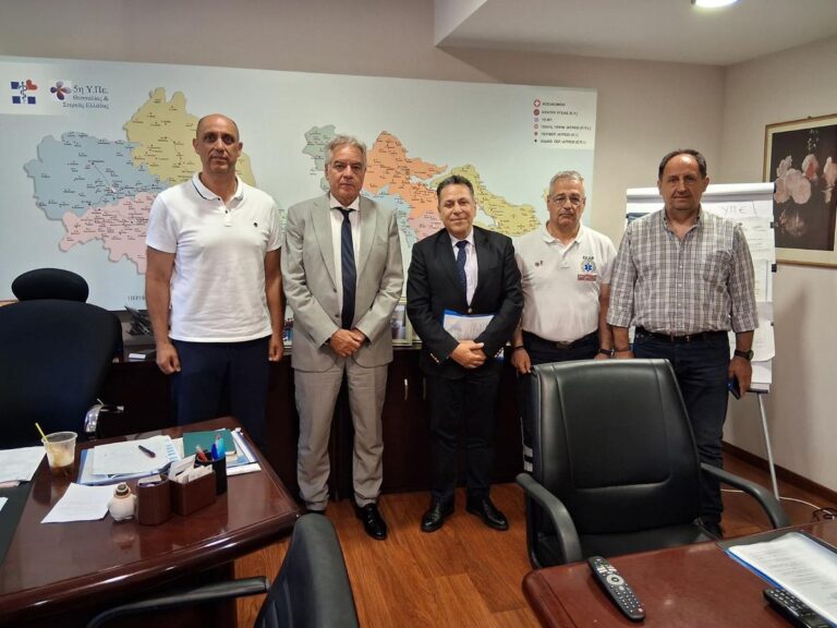 Ενισχύεται η συνεργασία 5ης ΥΠΕ και ΕΚΑΒ για την εξυπηρέτηση των πολιτών