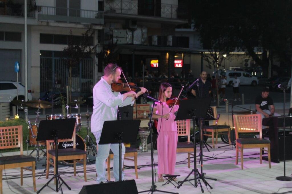 Γιορτή Μουσικής και Νέων στη Δημοτική Πλατεία Πύλης – Η Τελετή Λήξης της Μουσικής Σχολής Πύλης 2024