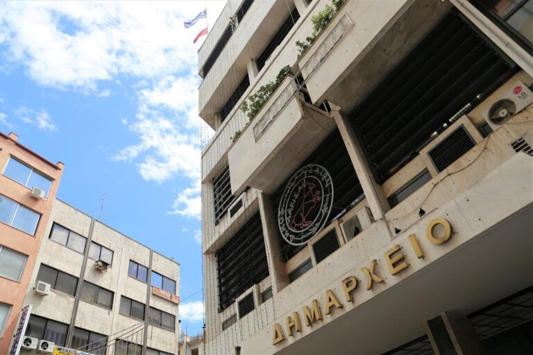 Καταδίκη από τον Δήμο Λαρισαίων για τον βανδαλισμό της Εβραϊκής Συναγωγής – Μήνυμα κατά του μίσους