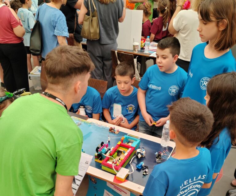  Επιτυχίες των μικρών RobotExperts στη Λάρισα