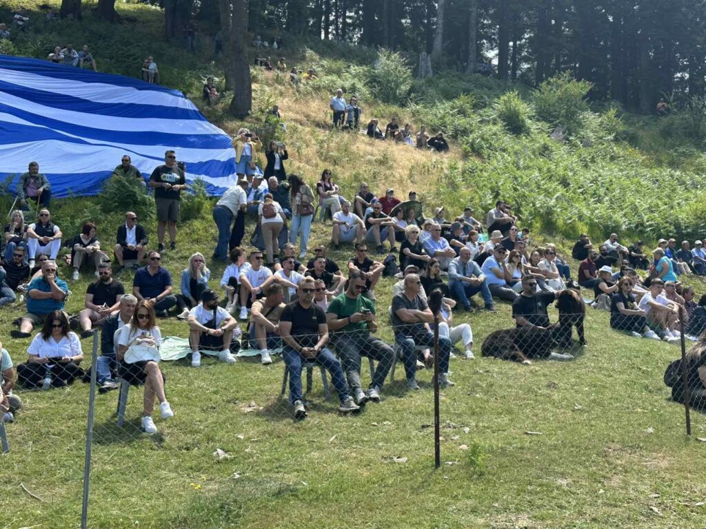 Αντάμωμα Σαρακατσαναίων 2025, Περτουλιώτικα Λιβάδια, σαρακατσάνικα έθιμα, Καρακόλι, χοροί, ομιλίες επισήμων.