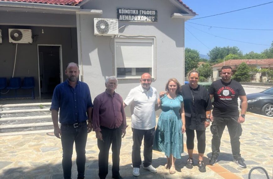 Οργώνει χωριά ο Σακκάς, τώρα και με τεχνικές υπηρεσίες