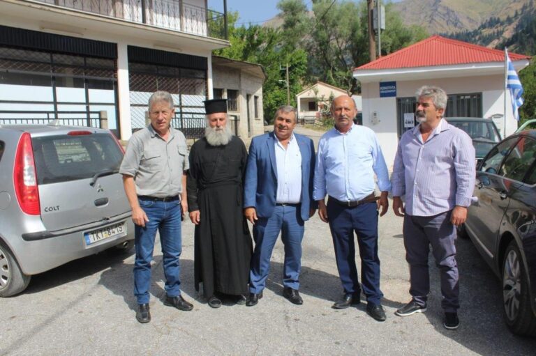 Ο Μαράβας «όργωσε» τα χωριά της Πύλης σε διήμερη περιοδεία
