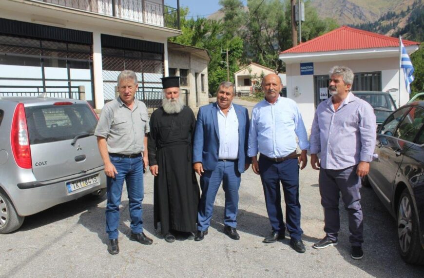 Ο Μαράβας «όργωσε» τα χωριά της Πύλης σε διήμερη περιοδεία