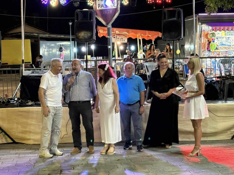 Ο Δήμος Τρικκαίων τίμησε το ζεύγος Φαγκρίδα στη γενέτειρά τους, τη Ράξα
