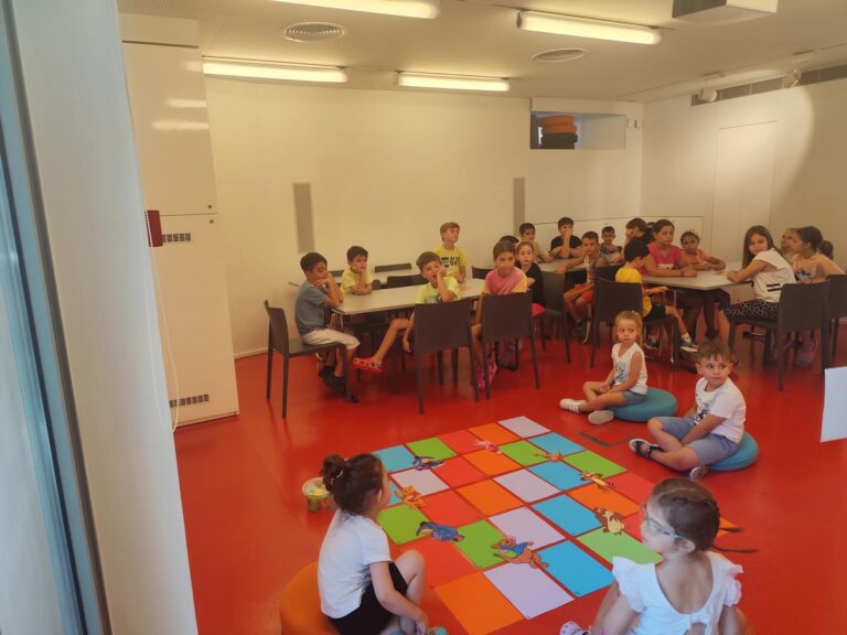 Βιβλιοθήκη Καλαμπάκας: «Παίζω, ισορροπώ και μαθαίνω» για τα παιδιά