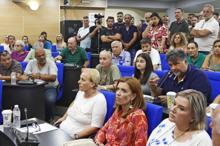 Κουρέτας ζητά άμεσα κυβερνητική στήριξη για την ευλογιά