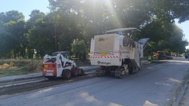 Ριζαρείου Τρικάλων: Άσφαλτος μετά από χρόνια – Ανάσα για οδηγούς και αυτοκίνητα