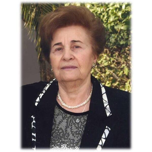 Κηδεία Μαρίνας Τσόγια στα Τρίκαλα