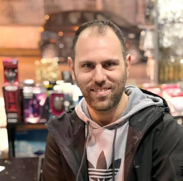 Συγκλονισμένα τα Τρίκαλα από τον χαμό του 38χρονου Λευτέρη Δήμου