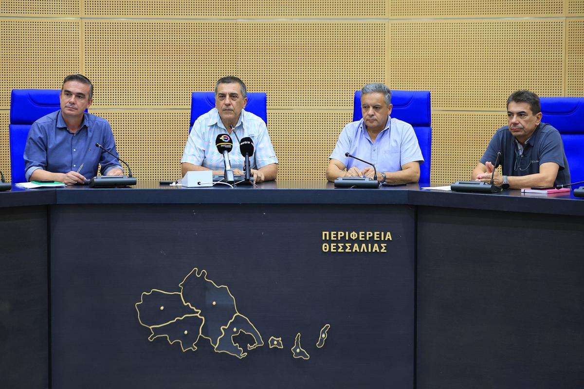 Καταδρομική επιχείρηση για παράνομα φυτοφάρμακα σε Καρδίτσα και Τρίκαλα – Κατασχέθηκαν 1.000 λίτρα