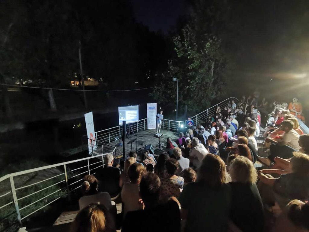 Η ποίηση ανθίζει στα Τρίκαλα με διεθνείς και νέες φωνές