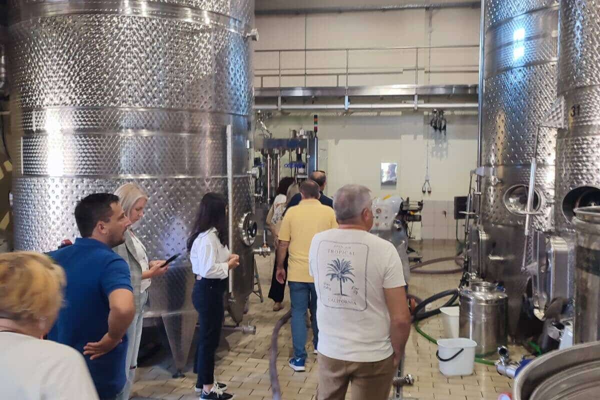 Οινοτουριστική επίσκεψη Δράμα–Καβάλα με συμμετοχή του Δήμου Μετεώρων