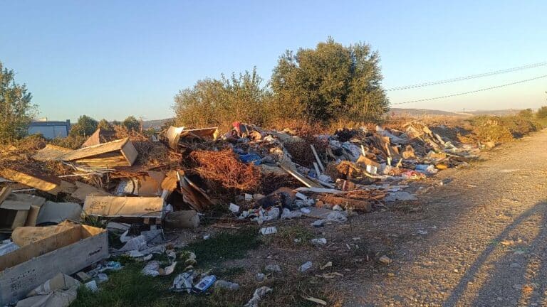 Ζητείται σωτηρία. Σκουπιδαριό με το «έτσι θέλω»